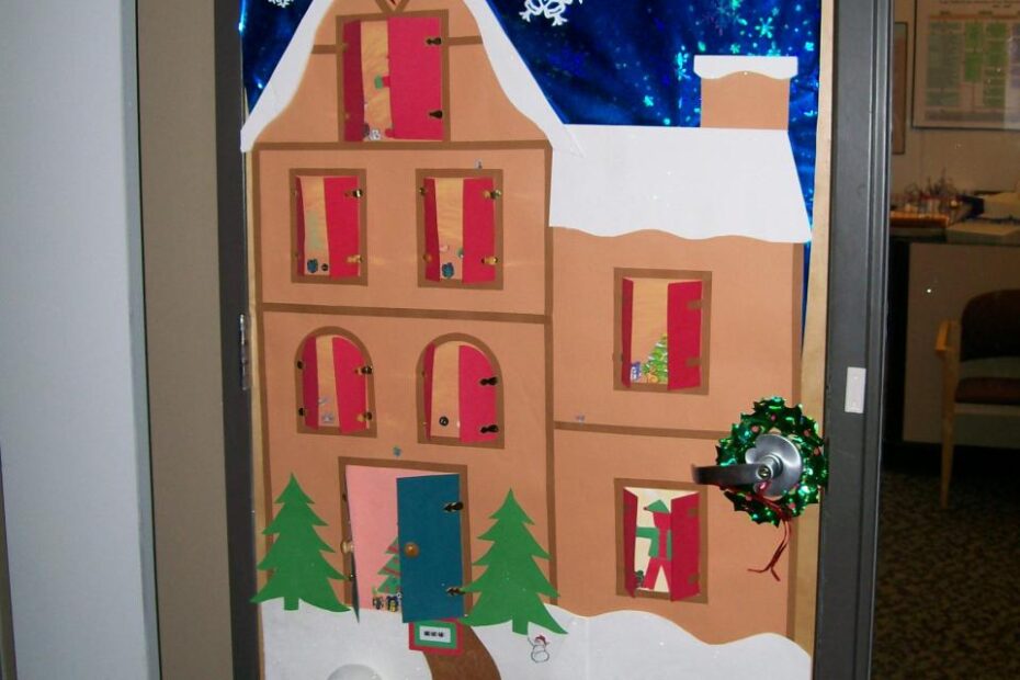 christmas office door decor Top 30 Office Christmas Decorating Ideas Flawssy