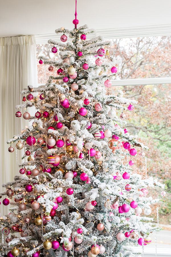 pink christmas tree decor 20 Amazing Ways To Spread Pink Christmas Decor Throughout Your Home