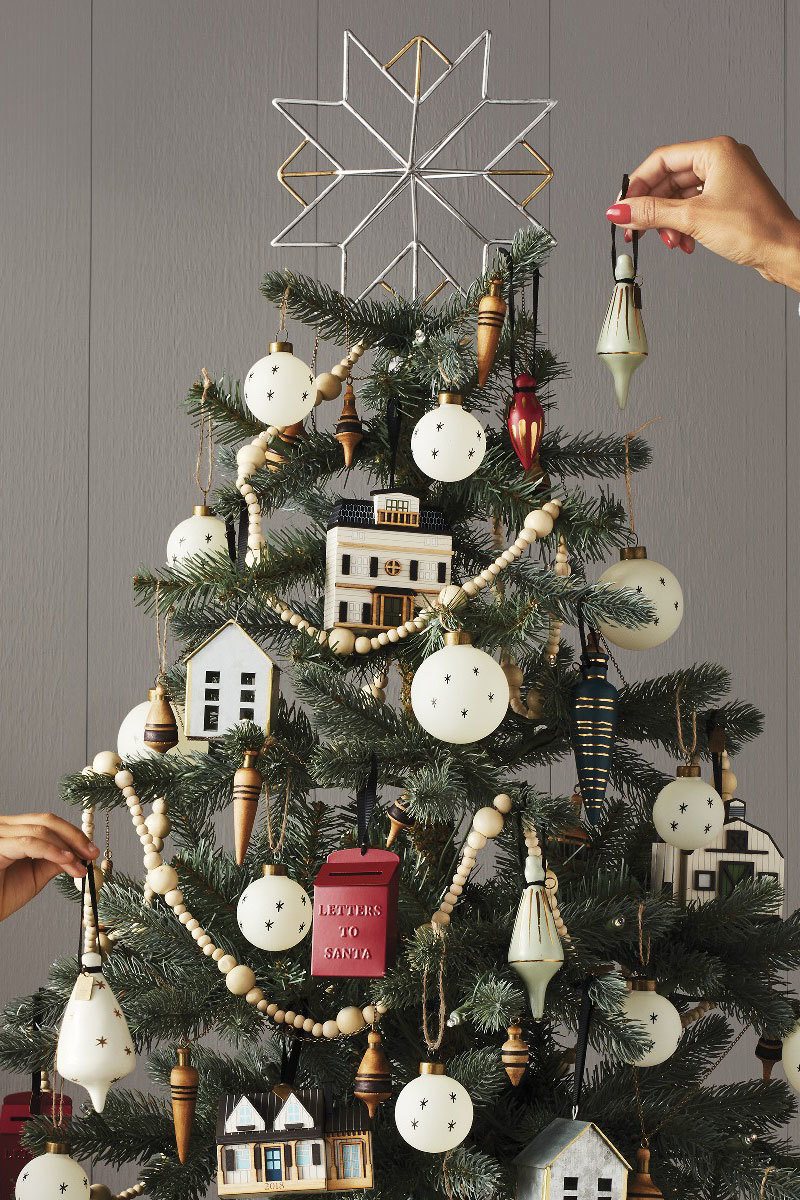 rustic christmas tree decor Rustic Christmas Tree Decor Ideas