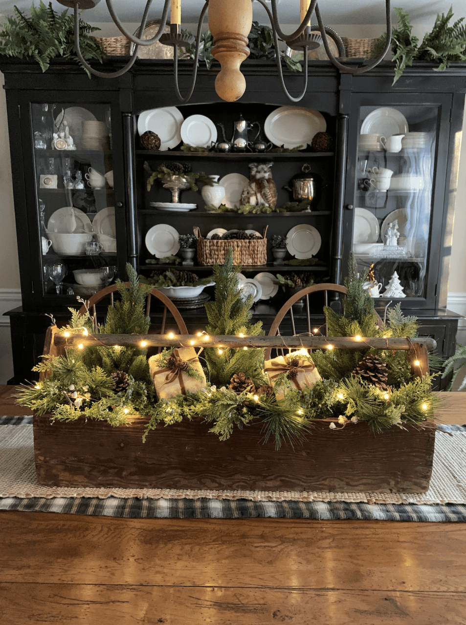 christmas farmhouse table decor Rustic Farmhouse Christmas Table Decor Ideas Cozy Holiday Table Setting Tips Bricks 'n Blooms