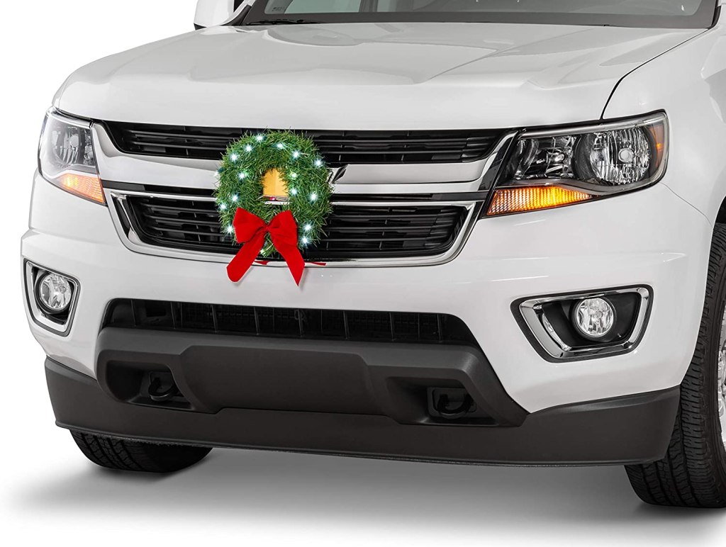 christmas decor for car The 20 Best Christmas Car Decorations for the Holidays in 2020 SPY