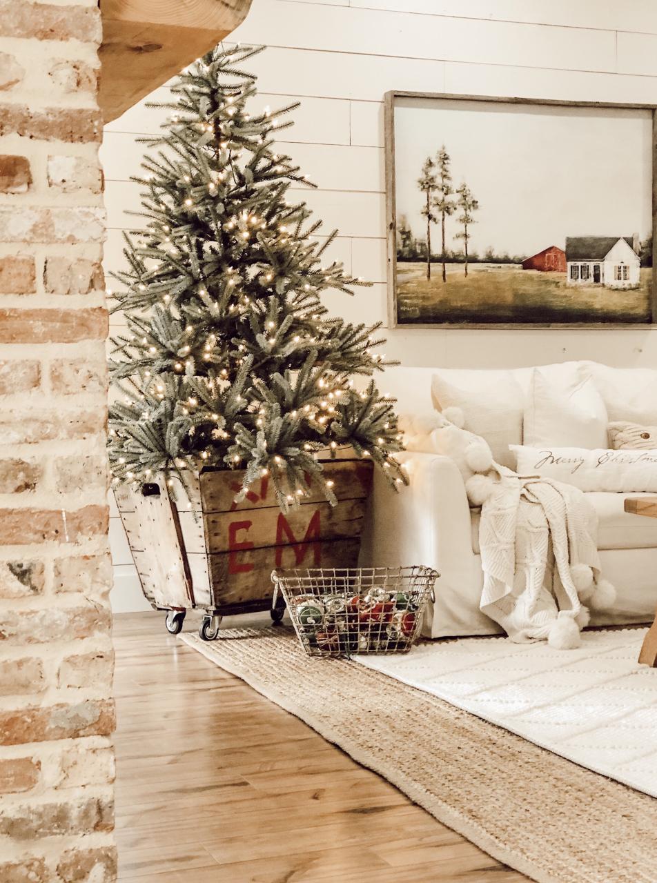 farmhouse christmas tree decor Farmhouse Christmas Tree Decorating with Balsam Hill — Whitetail Farmhouse