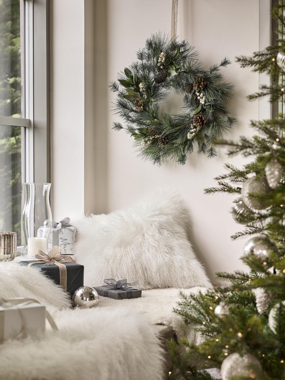 christmas decor for apartment 18 apartment Christmas decor ideas for a fresh and festive finish Real Homes