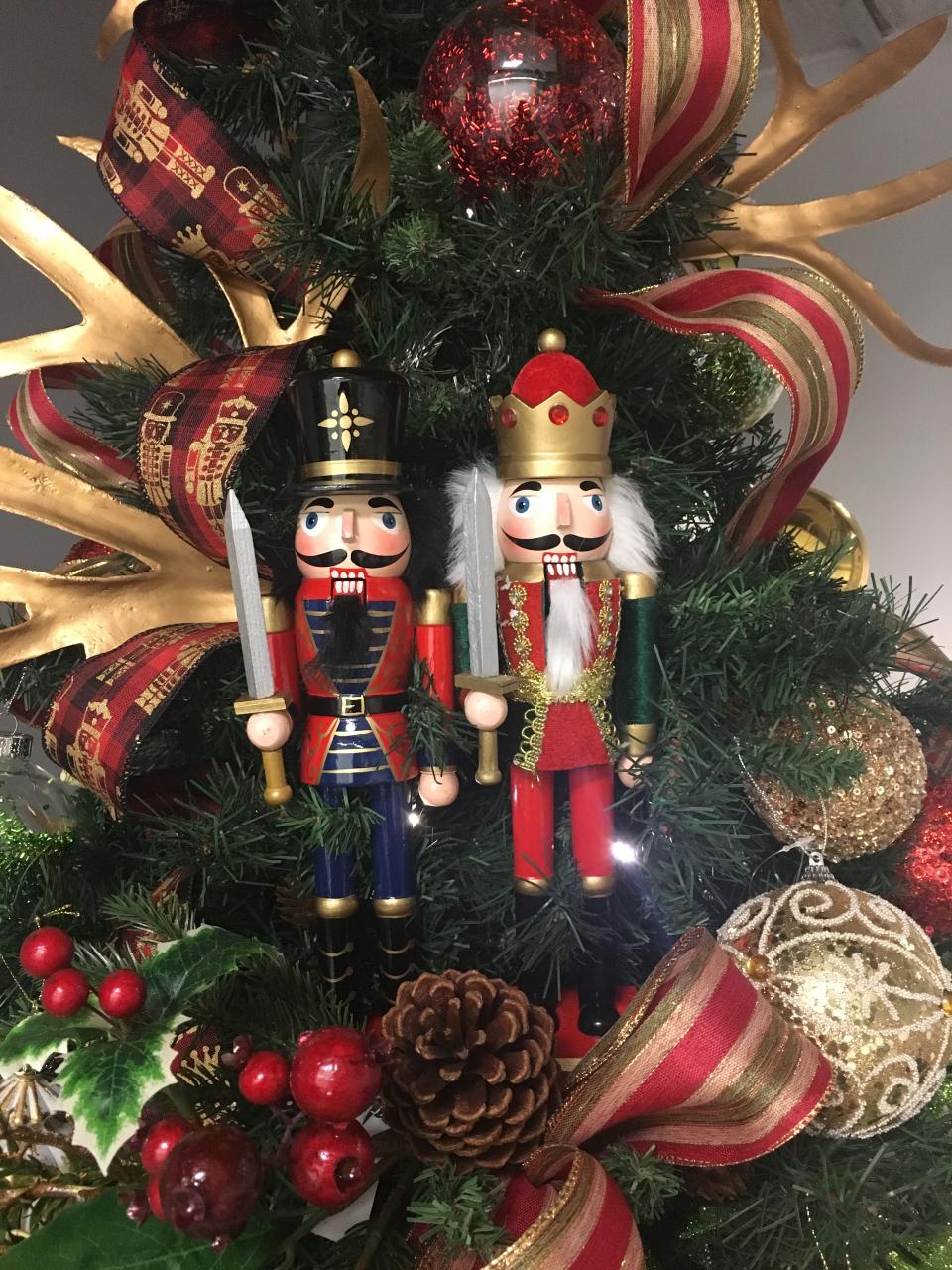 holiday nutcrackers christmas decor Christmas tree, Christmas decoration, nutcracker Christmas ornaments, Christmas wreaths