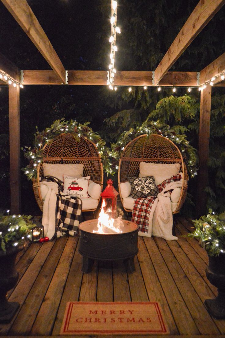 christmas decorations for outdoor deck Outdoor Christmas Decorating + NEW Deck And Pergola Peek Christmas