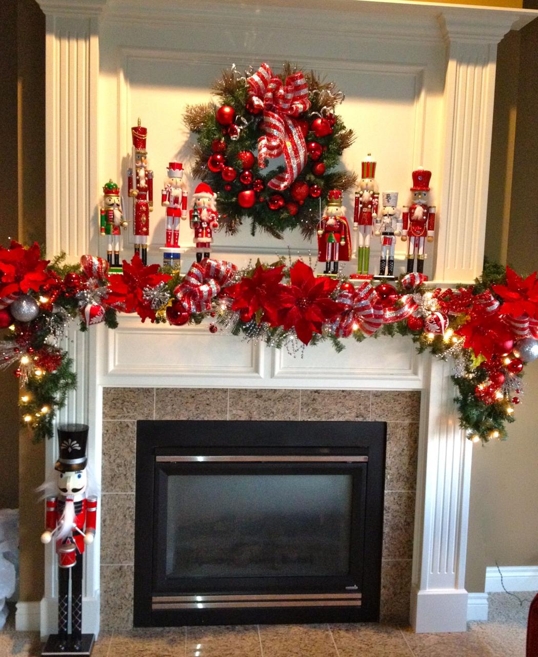 mantelpiece christmas decoration ideas uk 20+ Ideas To Decorate A Fireplace Mantel For Christmas DECOOMO