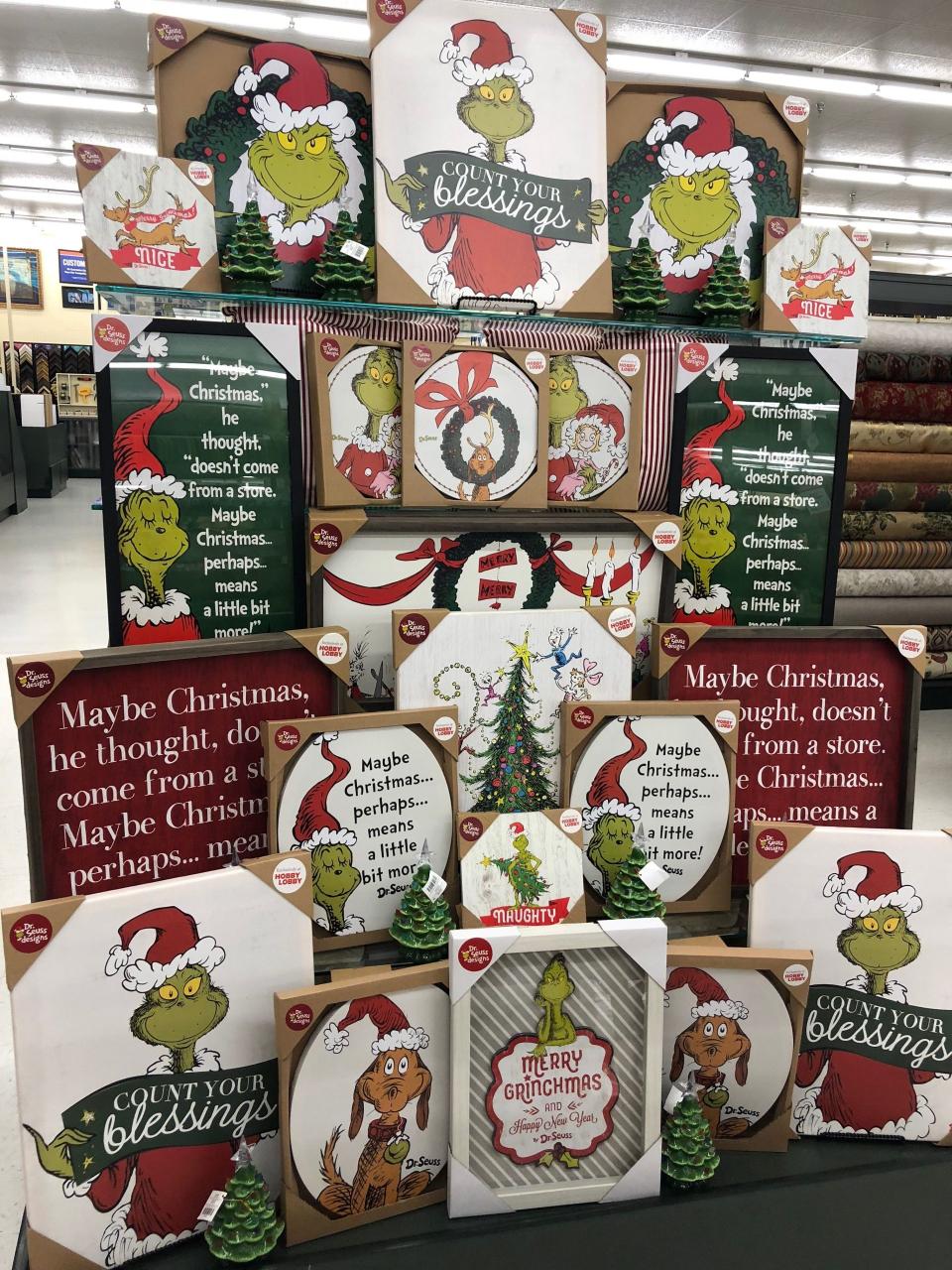 hobby lobby grinch christmas decor Grinch Christmas Decor Hobby Lobby HMDCRTN