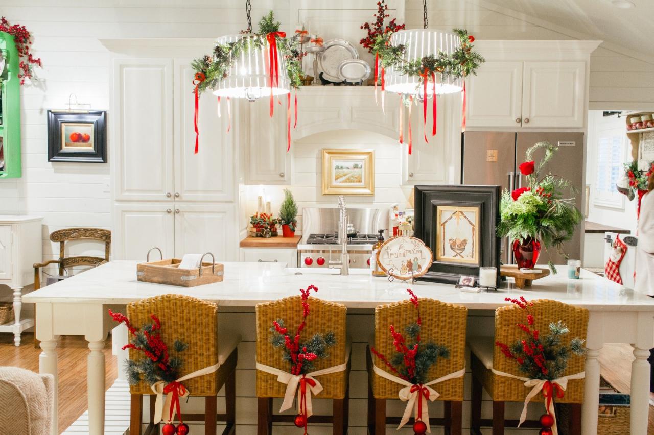 farmhouse christmas kitchen decor Christmas Decorating Tips + GIVEAWAY — Farmhouse Living Decor