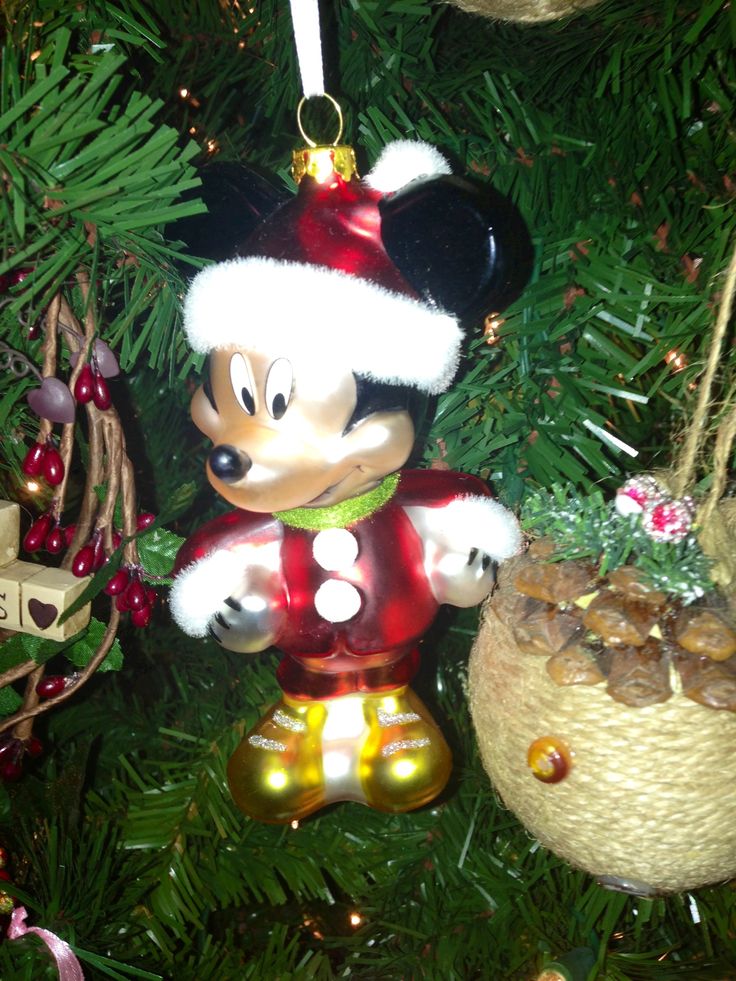 mickey mouse christmas decor Mickey Mouse... Christmas ornaments, Holiday decor, Novelty christmas