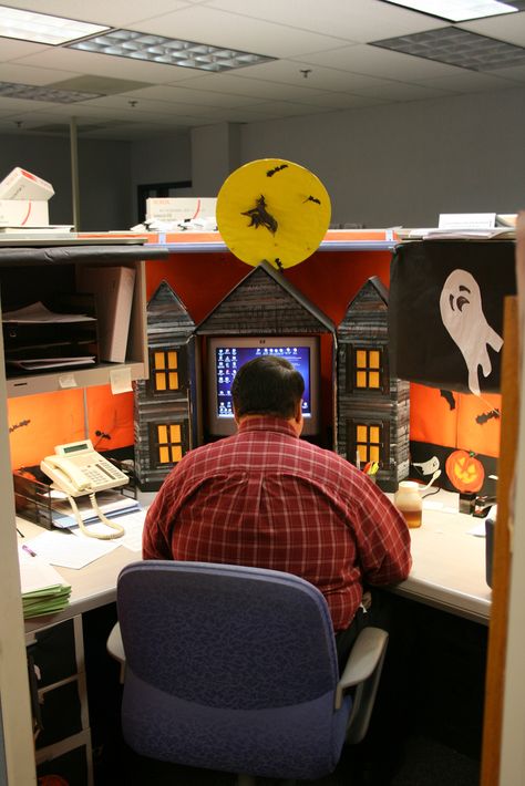 nightmare before christmas cubicle decor 10 Best Cubicle Contest images in 2019 Nightmare before christmas decorations, Nightmare