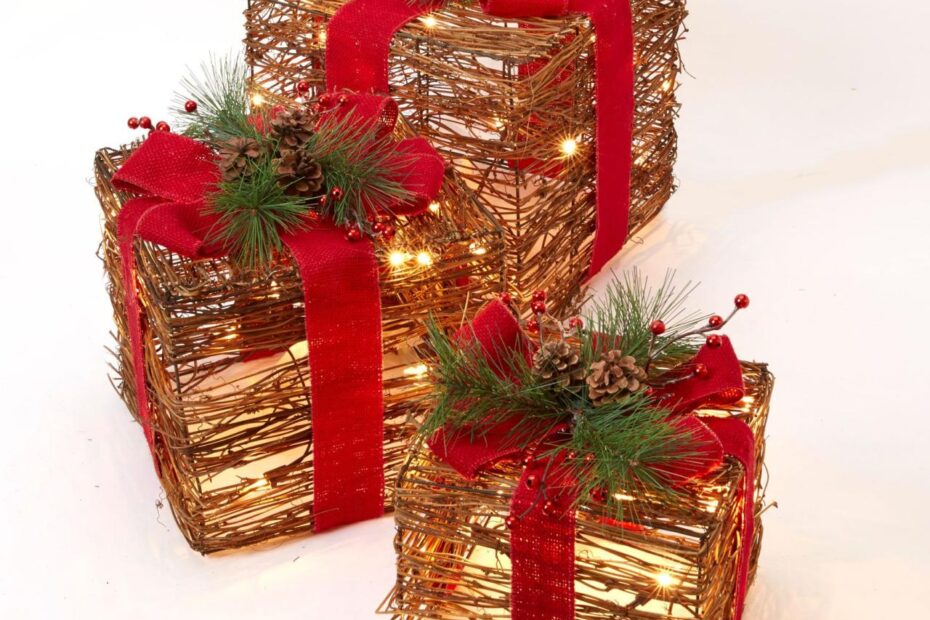 rattan christmas decorations outdoor Set of 3 PreLit Rattan Gift Boxes Outdoor Christmas Lighted