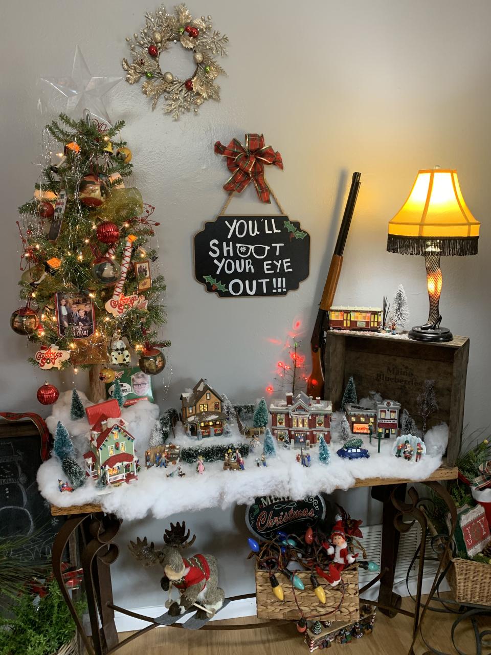 a christmas story decor A Christmas Story village and Christmas tree A christmas story, Holiday decor, Christmas