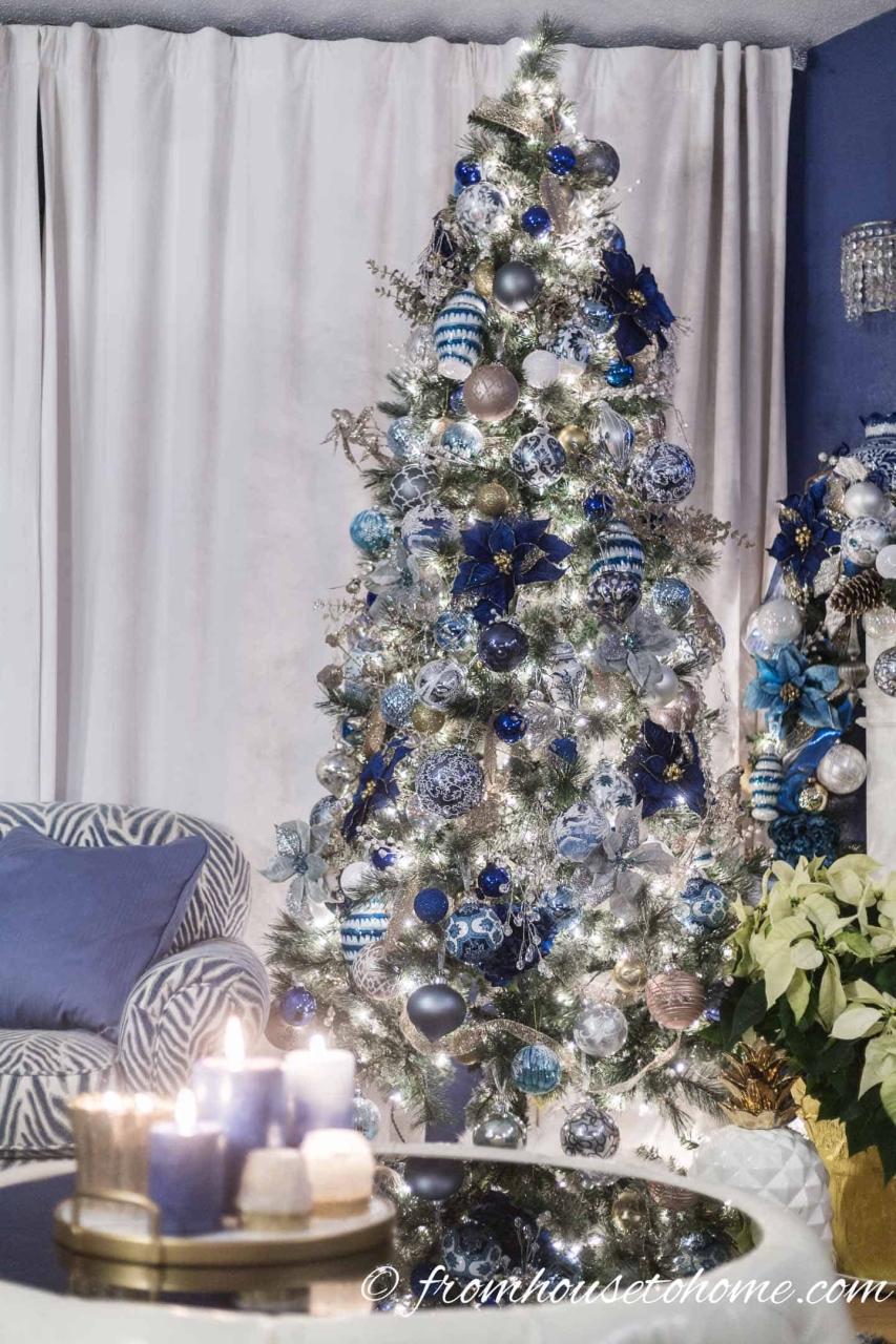 navy blue christmas decor 15 Elegant Christmas Tree Decorating Ideas