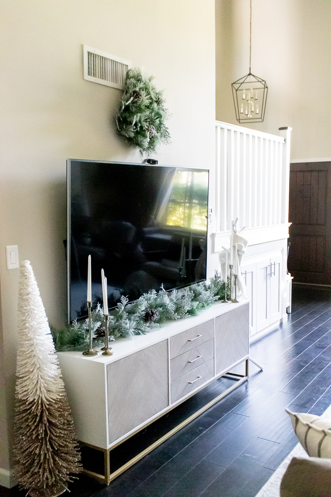 christmas living room decor without fireplace How to Decorate Your Living Room for Christmas (When You Don’t Have a