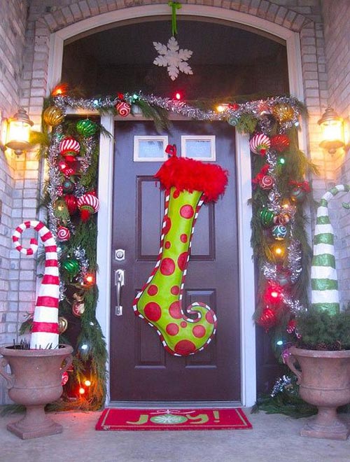 diy christmas porch decor 35 Cool Christmas Porch Decorating Ideas All About Christmas