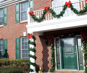 christmas decor by cowleys Residential Holiday Decorating Options in Middletown, Edison