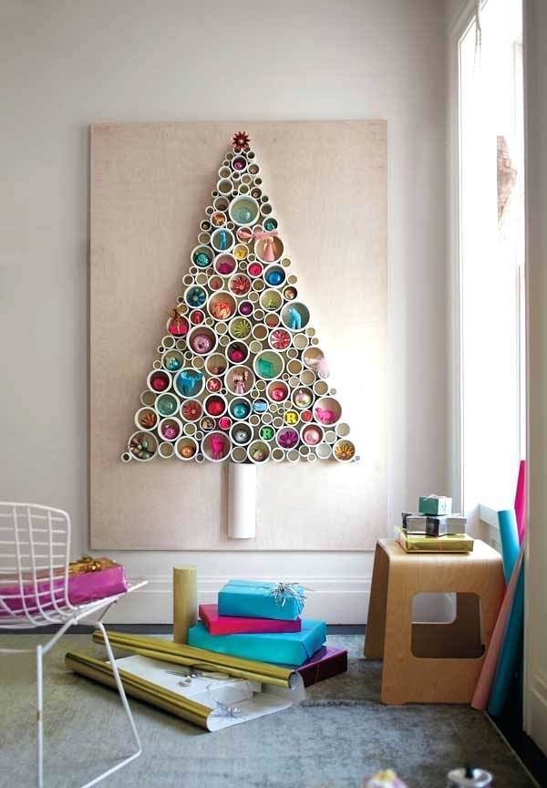 christmas tree wall decor Creative Christmas Decor Ideas Christmas Tree On A Wall