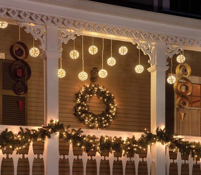 christmas decorations outdoor ideas railing front porch 20+ Front Porch Railing Christmas Decorating Ideas The Urban Decor