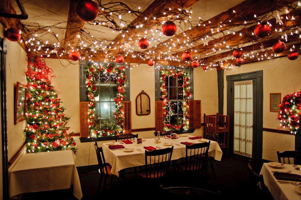 christmas decoration ideas for restaurants 25+ christmas decoration restaurant Ideas for a Festive Dining Experience