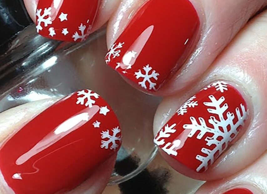 christmas design ideas nails Bedazzle Those Nails Now with Creative Christmas Designs ネイル クリスマス