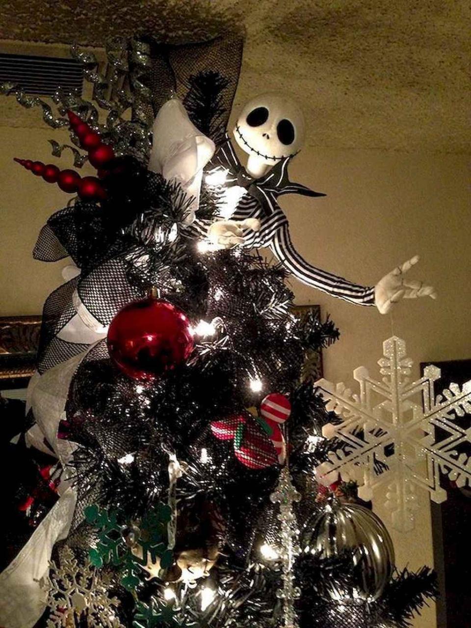 nightmare before christmas decor Awesome 65 DIY Christmas Tree Decorating Ideas source link https//de… Nightmare before