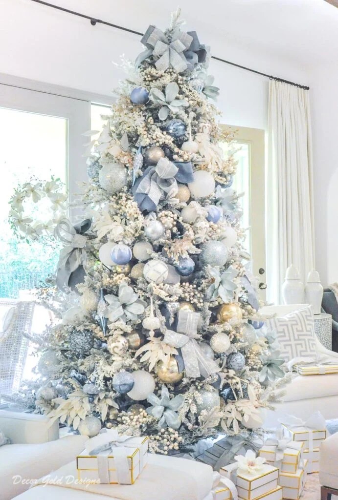 blue decor christmas tree Adorn your tree with blue decorations christmas tree for a unique and stylish look