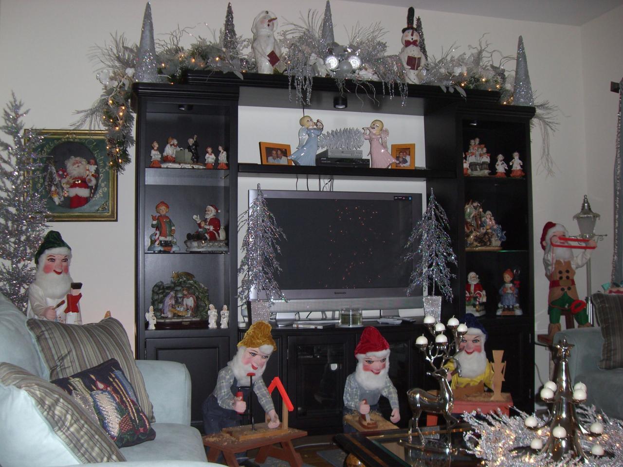 christmas decor for entertainment center 10+ Entertainment Center Christmas Decor ZYHOMY