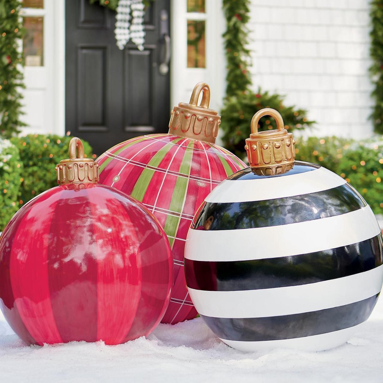 xxl outdoor christmas decorations These Oversized Christmas Ornaments Are So Much Better Than Your