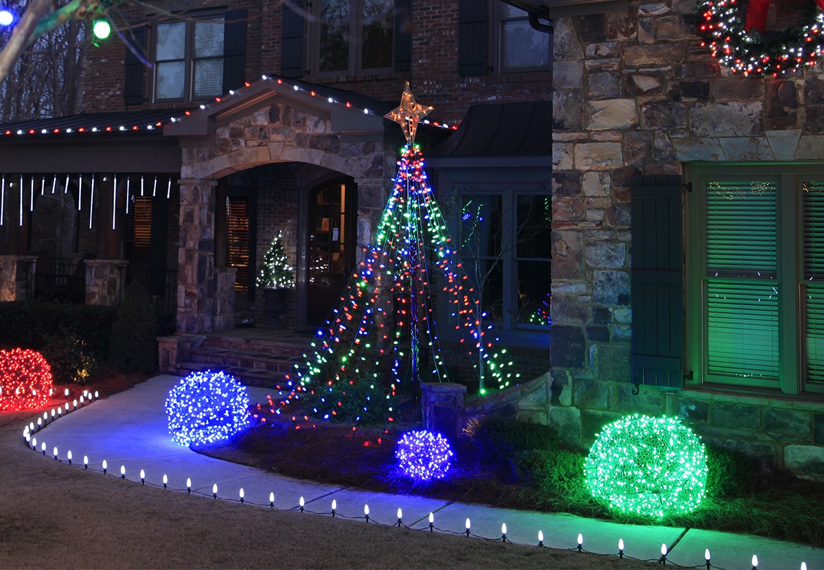 christmas lighted yard decor Outdoor Christmas Yard Decorating Ideas