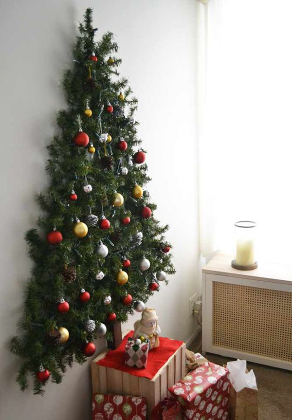 wall christmas tree decor 25 Simple and Creative Christmas Trees in The Wall House Design And Decor