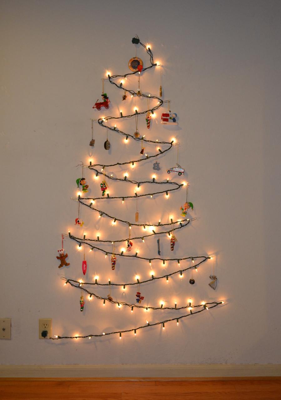 minimalist christmas tree decor Minimalist Christmas Tree Design Life Hacks