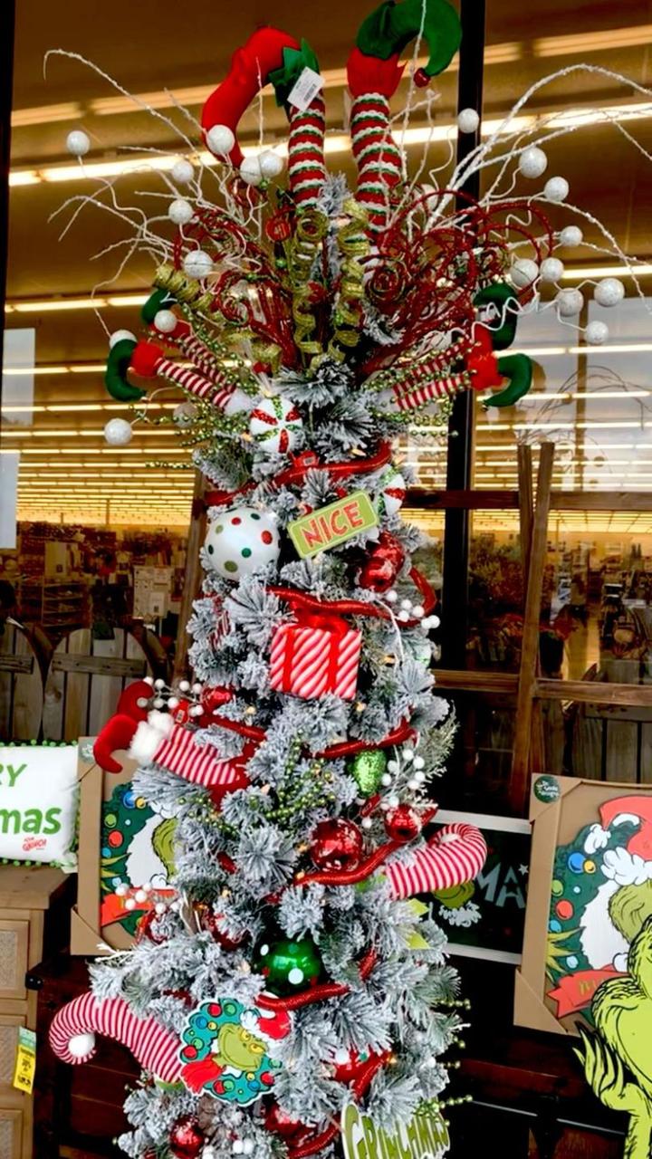 hobby lobby grinch christmas decor Hobby Lobby Grinch Christmas 2021 Silver christmas tree decorations, Christmas tree decorating