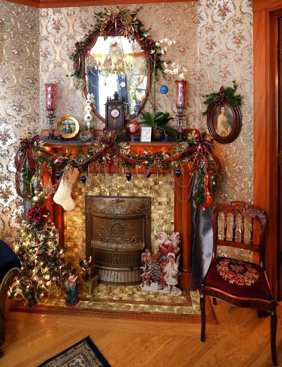 antique christmas decorations near me Antiques abound in this Victorian home's Christmas decor_Milwaukee