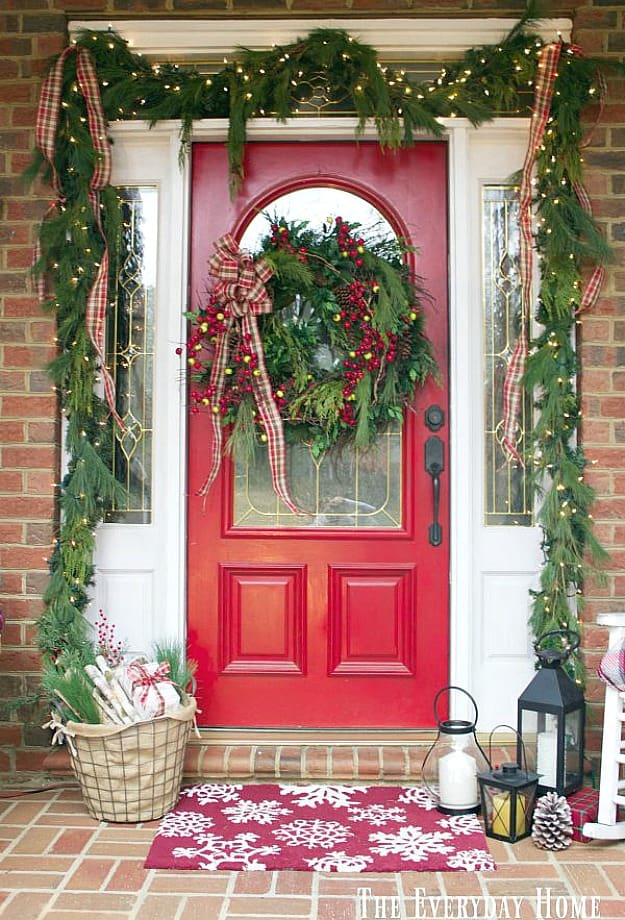 christmas decor small front porch How To Decorate A Small Porch For Christmas Worthing Court DIY Home Decor Made Easy