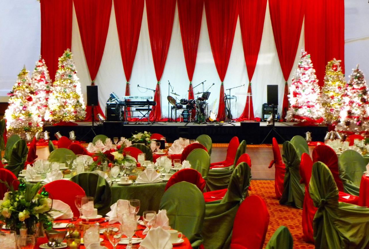 christmas decor for stage Classic red and green Christmas stage decor christmas party stage EventuresInc Christmas