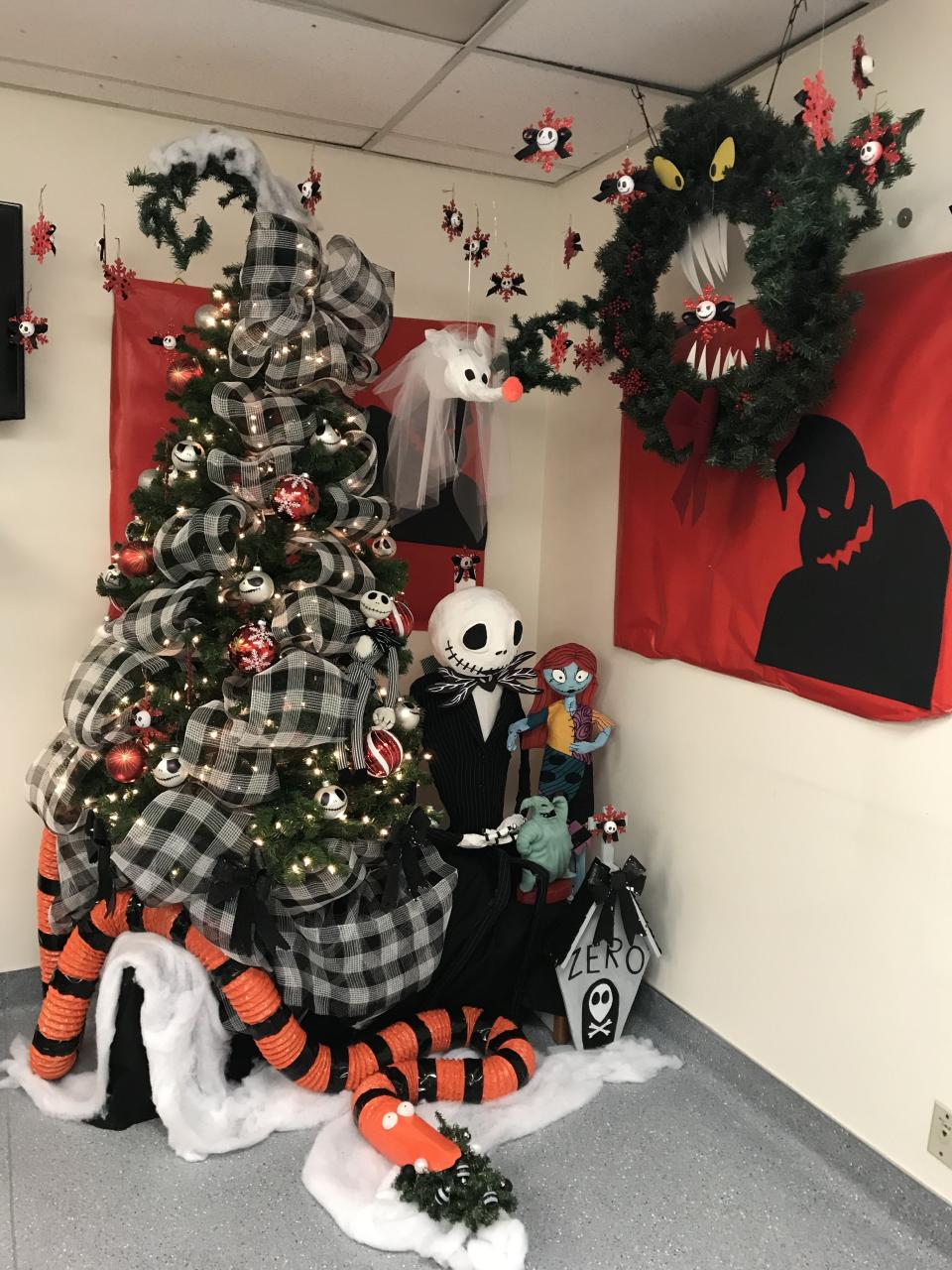 the nightmare before christmas decor Incredible Nightmare Before Christmas Decor References adriennebailoncoolschw