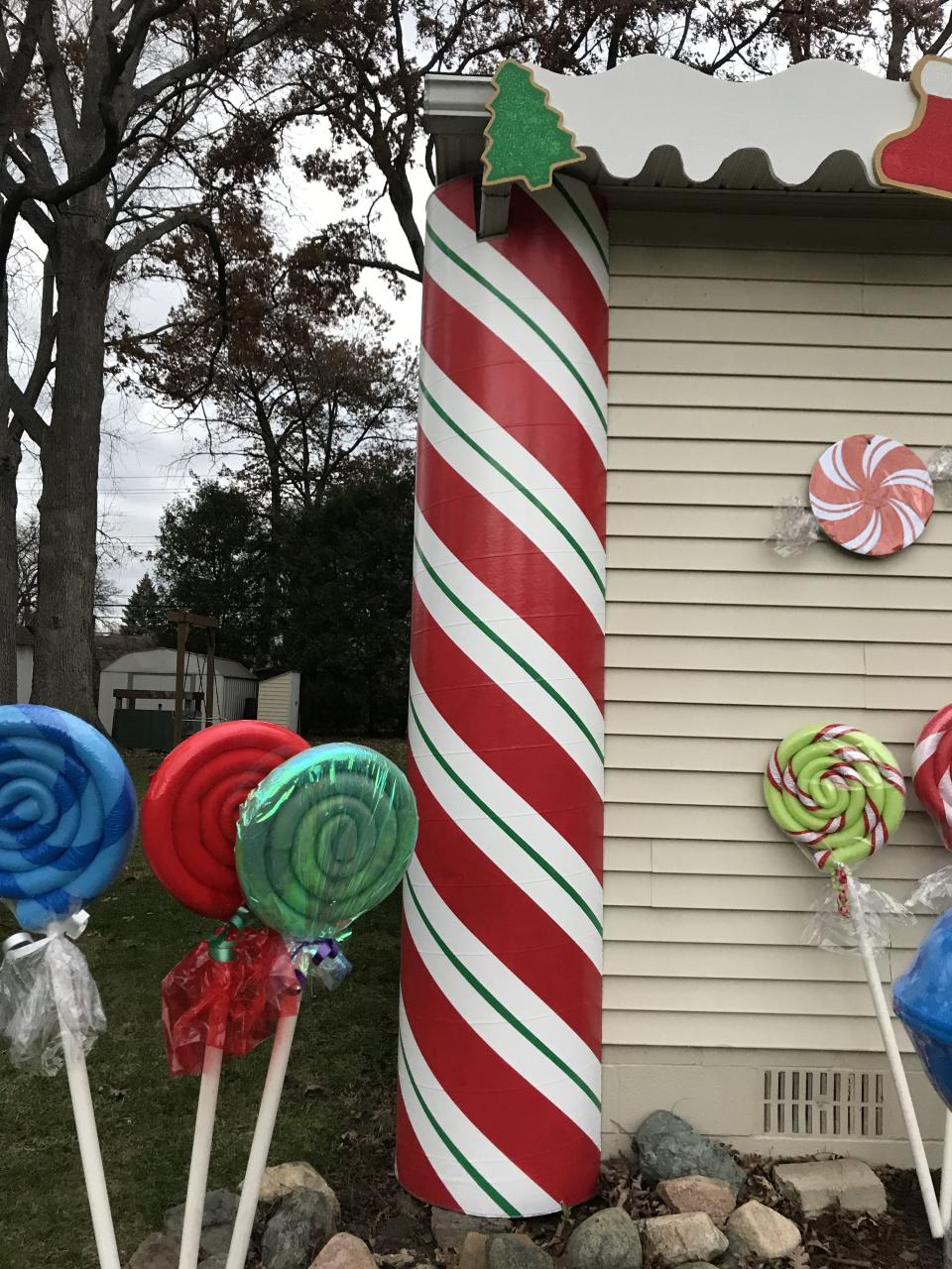 candy cane christmas decor outside 20+ Large Candy Cane Decorations Outdoors The Urban Decor