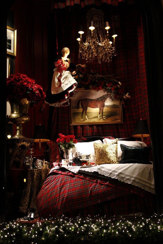 ralph lauren christmas decor Ralph Lauren Christmas bedroom, Christmas decorations bedroom, Tartan decor