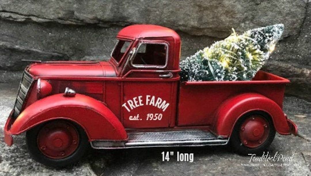 farmhouse red truck christmas decor Farmhouse Christmas Truck, Christmas Truck ,red Metal Truck, Light up