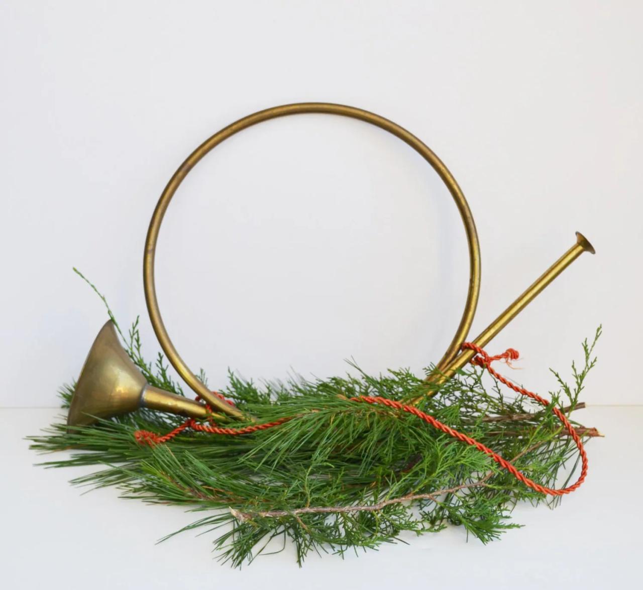 french horn christmas decor Vintage Brass French Horn Wall Hanging Christmas Decoration