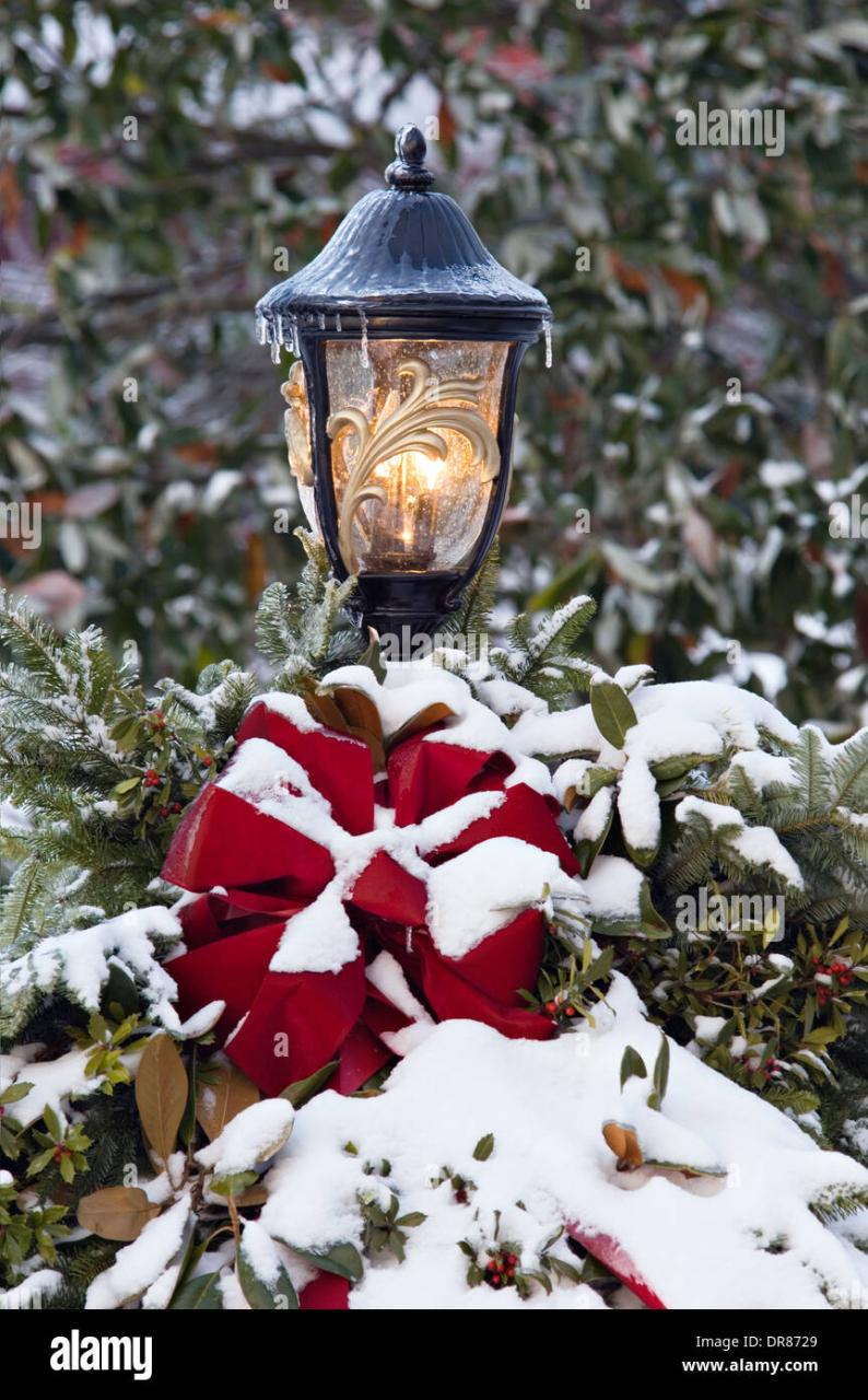 christmas decor for lamp post Lamp Post Decorated for Christmas Stock Photo 65949361 Alamy