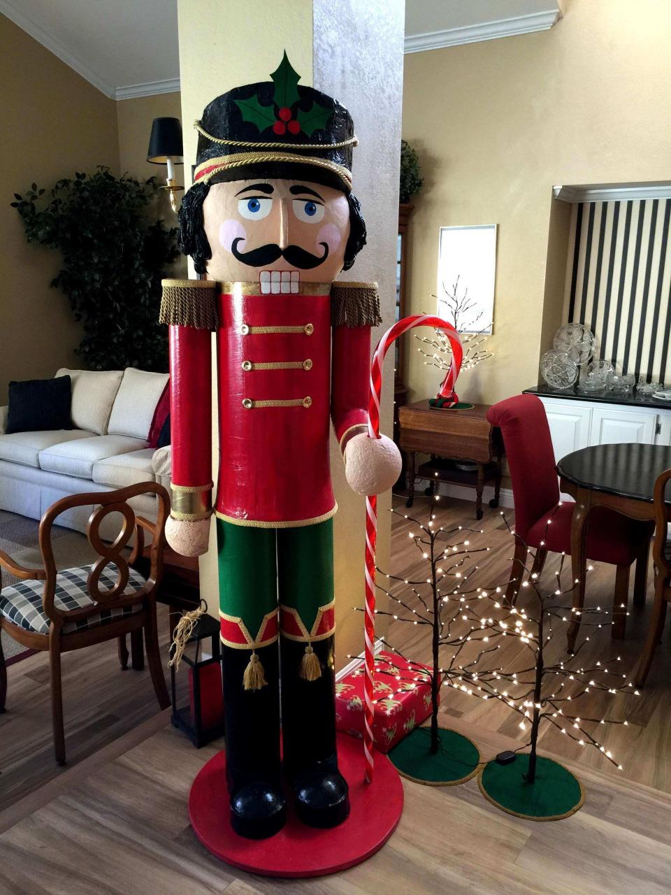 life size christmas decor Top 24 Life Size Nutcracker Diy Home, Family, Style and Art Ideas