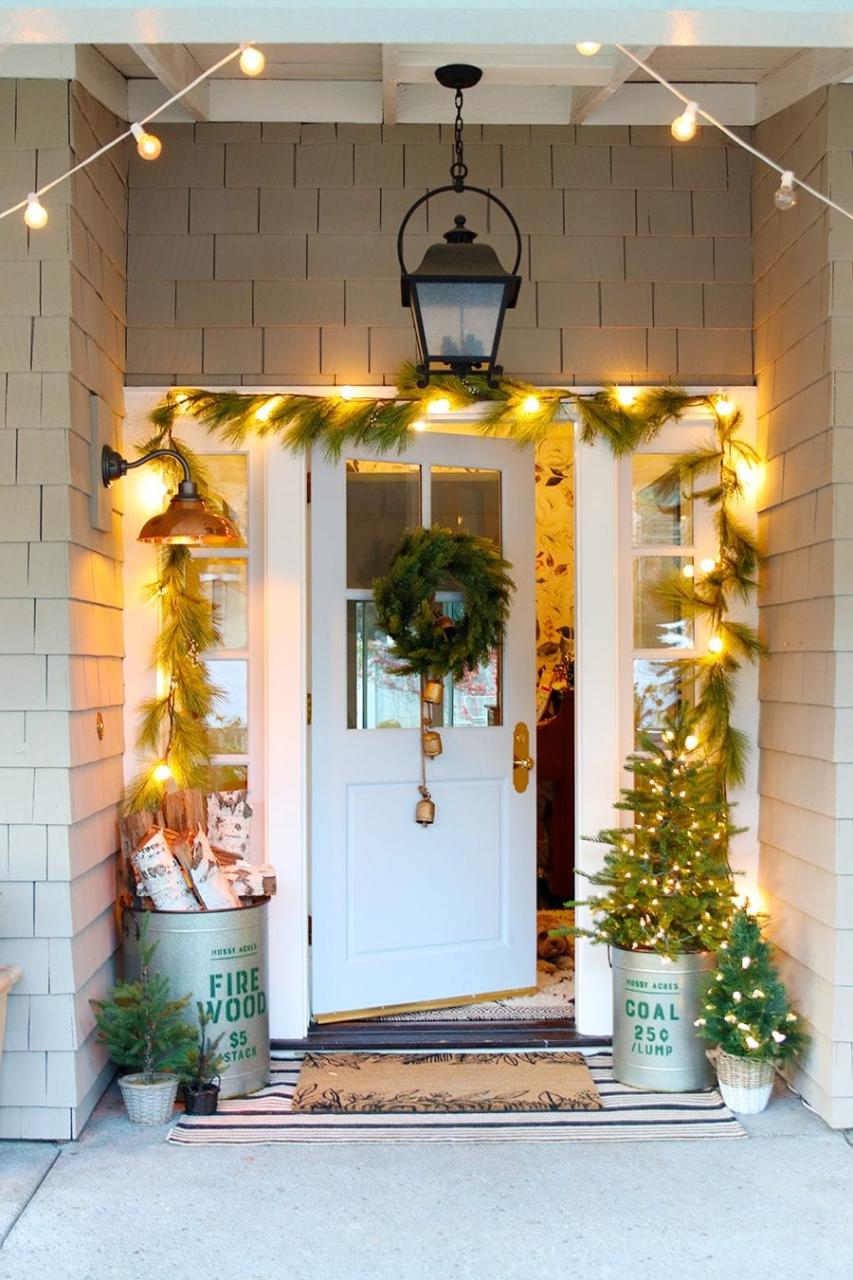 christmas decor small front porch 15 Fun & Festive Christmas Porch Ideas Modern Glam Holidays