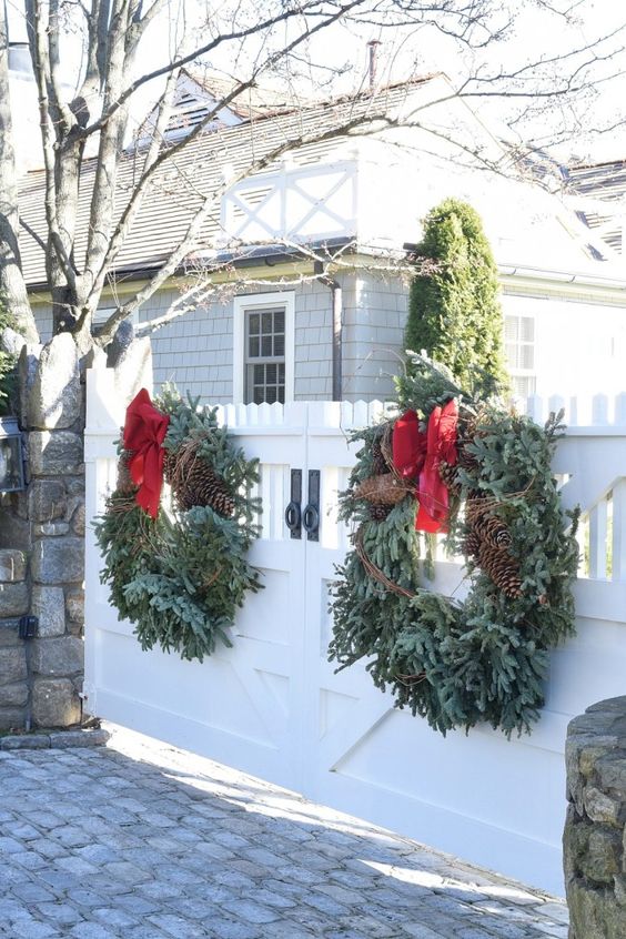 christmas decorations for outdoor gate Outdoor Curb Appeal Holiday Decorating Ideas for Christmas