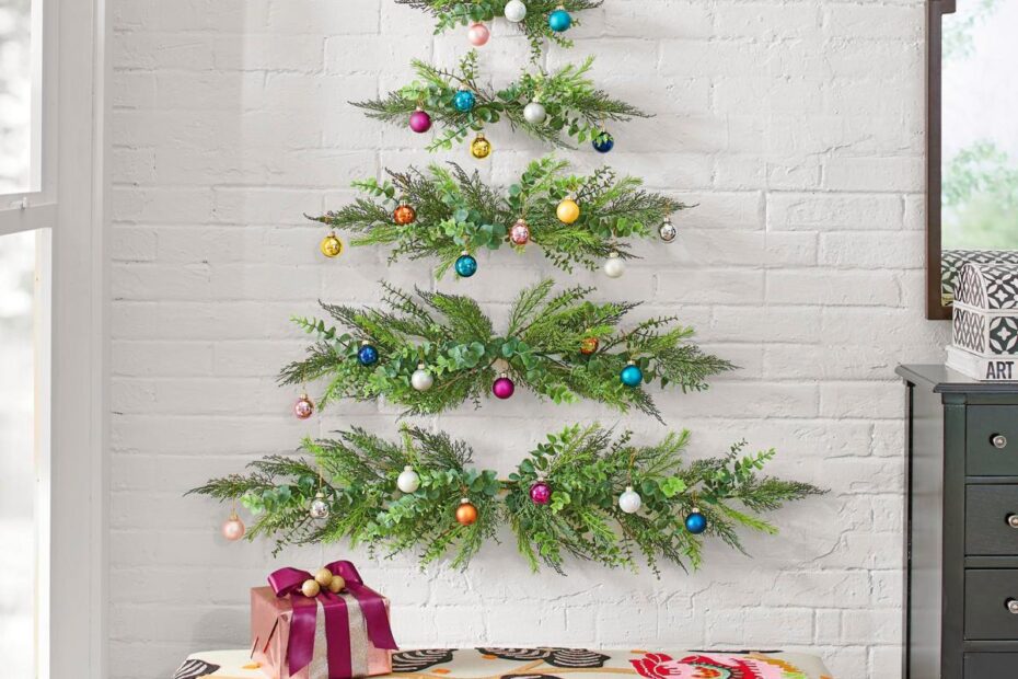 christmas decor ideas wall This Minimal WallMounted Christmas Tree Will Save Space In Smaller Homes