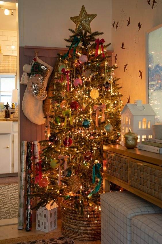 christmas decorating ideas vintage 30 Vintage Christmas Decorating Ideas That Will Bring Back The Past