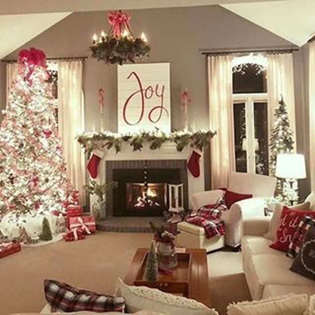 christmas decoration ideas apartments 10+ Apartment Christmas Decorating Ideas