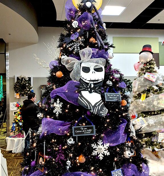 the night before christmas decor 20+ Nightmare Before Christmas Tree Decorations HOMYHOMEE