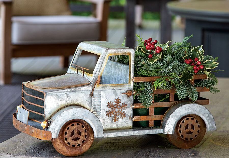 vintage christmas truck decor Vintage Truck Centerpiece Christmas red truck, Fall thanksgiving