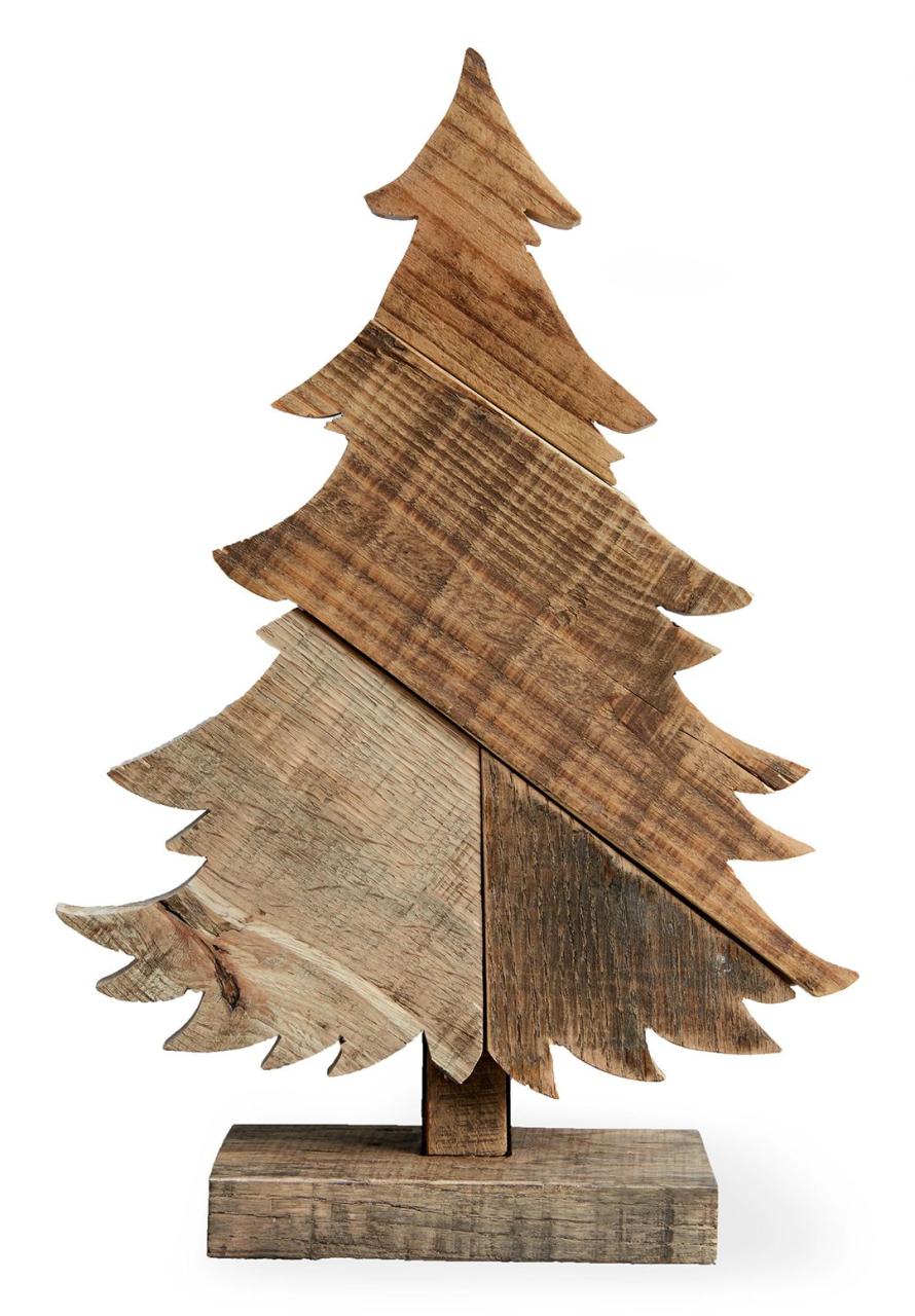 rustic wooden christmas decor Make this Wood Tree Centerpiece in Time for Christmas Christmas wood